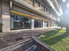 Foto Negozio in vendita a Pescara - 1 locale 196mq