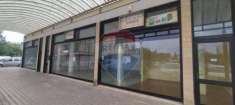 Foto Negozio in vendita a Pescara - 8 locali 342mq