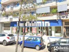 Foto Negozio in vendita a Pomigliano D'Arco - 650mq