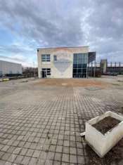 Foto Negozio in vendita a Rovigo - 1 locale 200mq