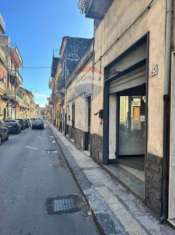 Foto Negozio in vendita a San Giovanni la Punta