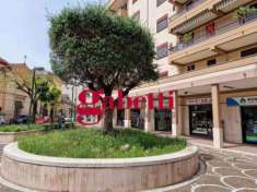 Foto Negozio in vendita a San Nicola La Strada - 1 locale 43mq
