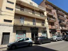 Foto Negozio in vendita a Siracusa - 2 locali 260mq