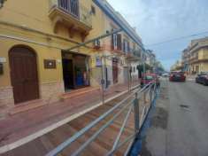 Foto Negozio in vendita a Terrasini - 2 locali 98mq