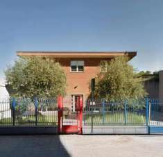 Foto Negozio in vendita a Torino - 17 locali 1000mq