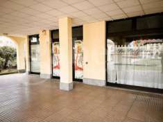Foto Negozio in vendita a Turate - 1 locale 80mq