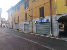 Foto Negozio in Vendita a Veduggio con Colzano