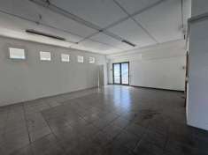 Foto Negozio in Vendita in zona OSPEDALETTO