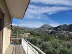 Foto NUOVO ARREDATO con box da 40.000