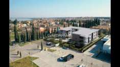 Foto Nuovo Quadrilocale con giardino privato a due passi dal Centro di Desenzano !