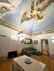 Foto Orvieto centro storico - Appartamento al piano rialzato in vendita in posizione centralissima