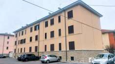Foto OSIO SOTTO - AMPIO 2 LOCALI CON CANTINA E BOX
A pochi passi dal centro, proponiamo in vendita esclusiva ampio e luminoso appartamento di 2 locali e se