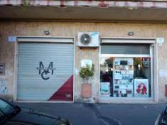 Foto Ostia levante Stella Polare vendo negozio 2 porte ottimo investimento