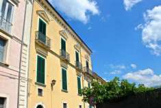 Foto Palazzetto delle Torri. Bellissimo Edificio Storico