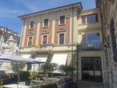 Foto PALAZZINA DA CIELO A TERRA IN PIAZZA XX SETTEMBRE
