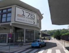 Foto Palazzina uffici in vendita a Varese - 11403mq