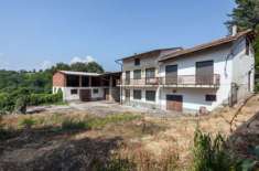 Foto Palazzo / Stabile di 1130 m con pi di 5 locali in vendita a Sciolze
