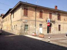Foto Palazzo / Stabile di 1500 m con pi di 5 locali in vendita a Covo