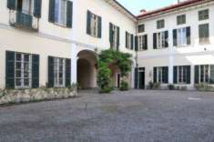 Foto Palazzo / Stabile di 1525 m con pi di 5 locali in vendita a Sizzano