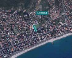 Foto Palazzo / Stabile di 217 m con pi di 5 locali in vendita a Pietra Ligure