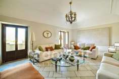 Foto Palazzo / Stabile di 430 m con 5 locali in vendita a Castiglione di Sicilia