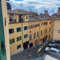 Foto PALAZZO di 6 vani e di 220 mq (AREZZO) rif. 4065