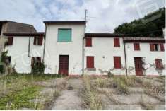 Foto Palazzo in Vendita, 5 Locali, 577 mq (Castagnaro)