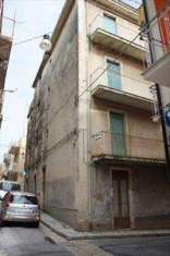Foto Palazzo in Vendita, pi di 6 Locali, 250 mq (RAGUSA CENTRO STORI