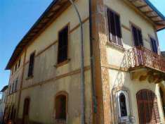 Foto Palazzo in Vendita, pi di 6 Locali, 5 Camere, 300 mq (SCANSANO