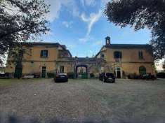 Foto Palazzo in Vendita, pi di 6 Locali, pi di 6 Camere, 1500 mq (R