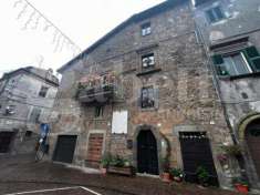 Foto Palazzo in vendita a Blera - 10 locali 289mq