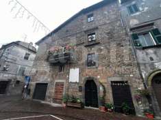 Foto Palazzo in vendita a Blera