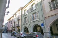 Foto Palazzo in vendita a Busca