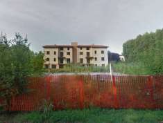 Foto Palazzo in vendita a Cento