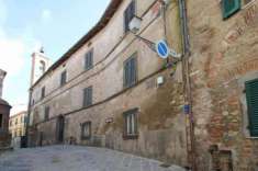 Foto Palazzo in vendita a Chiusdino - 18 locali 330mq