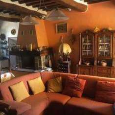 Foto Palazzo in vendita a Colle Di Val D'Elsa