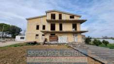 Foto Palazzo in vendita a Francavilla Al Mare - 12 locali 520mq