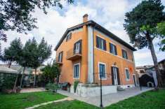 Foto Palazzo in vendita a Manziana