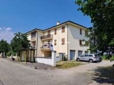 Foto Palazzo in vendita a Marmirolo - 7 locali 761mq