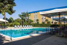 Foto Palazzo in vendita a Misterbianco