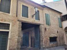 Foto Palazzo in vendita a Padova - 700mq