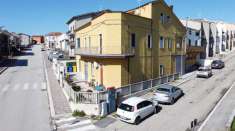 Foto Palazzo in vendita a Palata