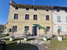 Foto Palazzo in vendita a San Damiano Al Colle