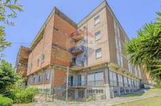 Foto Palazzo in vendita a San Giovanni La Punta