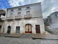 Foto Palazzo in vendita a Sparanise