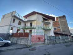 Foto Palazzo in vendita a Striano
