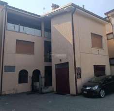 Foto Palazzo in vendita a Travagliato