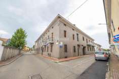 Foto Palazzo in vendita a Trecate