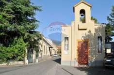 Foto Palazzo in vendita a Zafferana Etnea