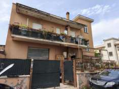 Foto Palazzo in Via Gambol�